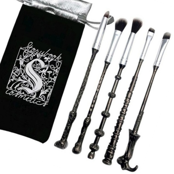 storybook cosmetics Other - 🆕️Cosmetic Wand Brushes Harry Potter Magic Wizard